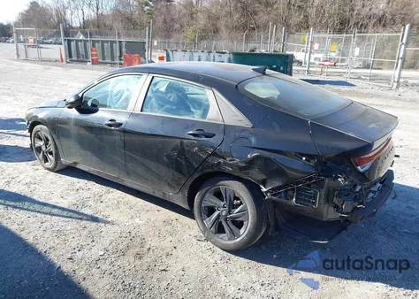 2023 Hyundai Elantra Sel z USA, uszkodzony, nr VIN 5NPLM4AG8PH089026